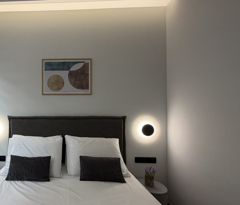 Metro hattında eşyalı daire — G2 · yatak odası